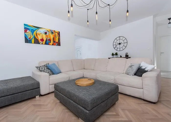 Mika1 * 트로기르