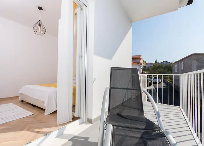 Mika1 Apartman Trogir